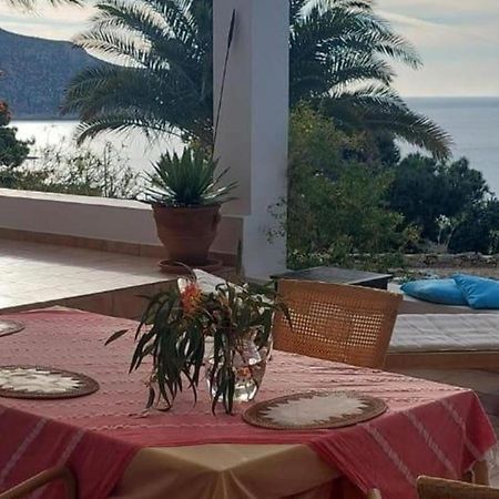 Tranquil Villa With Sea View In Ammopi Karpathos Amoopi Luaran gambar