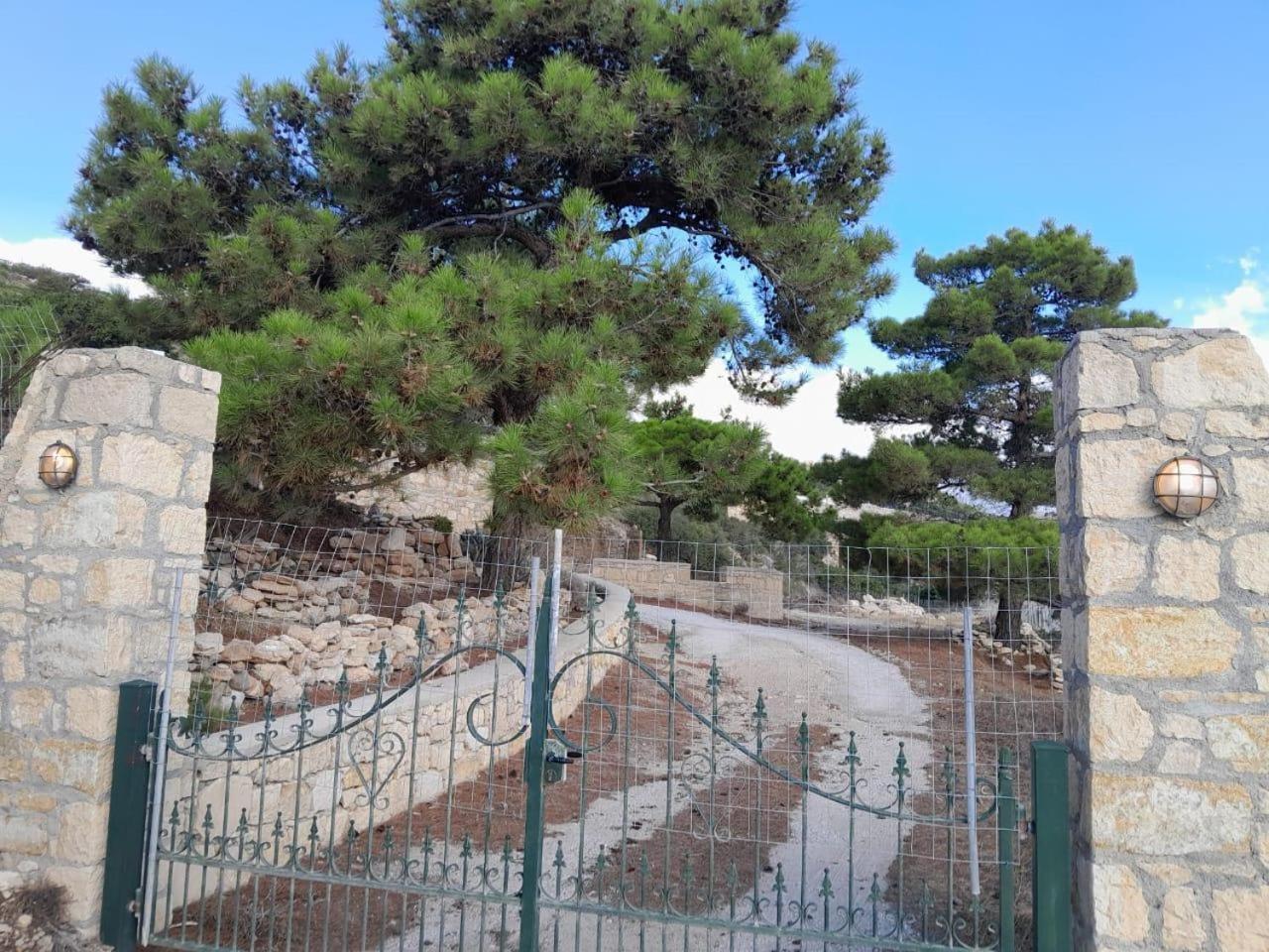 Tranquil Villa With Sea View In Ammopi Karpathos Amoopi Luaran gambar